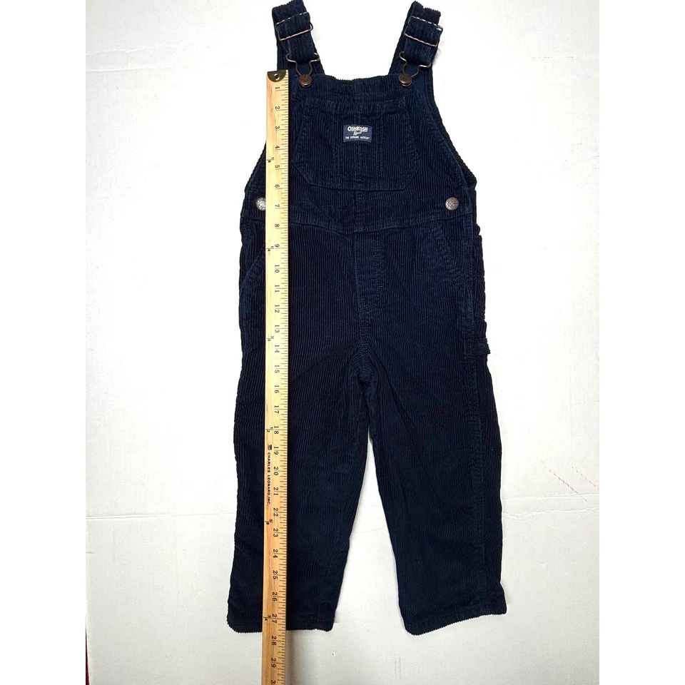 Mono de pana OshKosh Bgosh para niños pequeños 4T/4A azul marino correas ajustables usado en excelente estado Foto 4 de 4