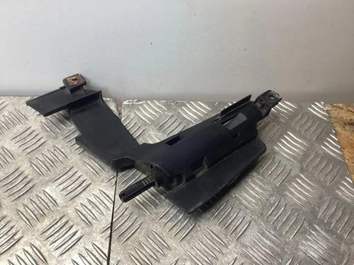 BMW 3 E90 Scheinwerferhalter links 1301073017 3.00 Diesel 170kw 2005 34608111