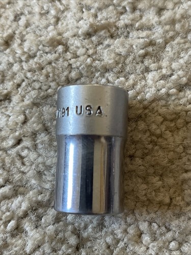 Snap-On USA 19/32" 12 Point 1/2" Drive Shallow Socket SV 191 - Picture 4 of 6