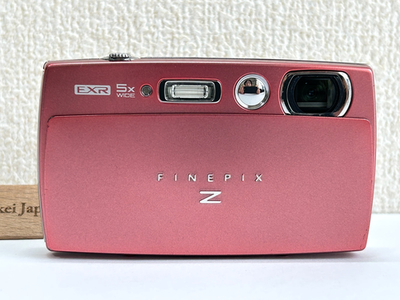FUJIFILM Finepix Z2000 EXR Digital Camera Pink 16.0MP 5x Tested