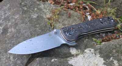 QSP Messer HAWK QS131-S Flipper Damaststahl Kohlefasergriff mit Kupferfolie