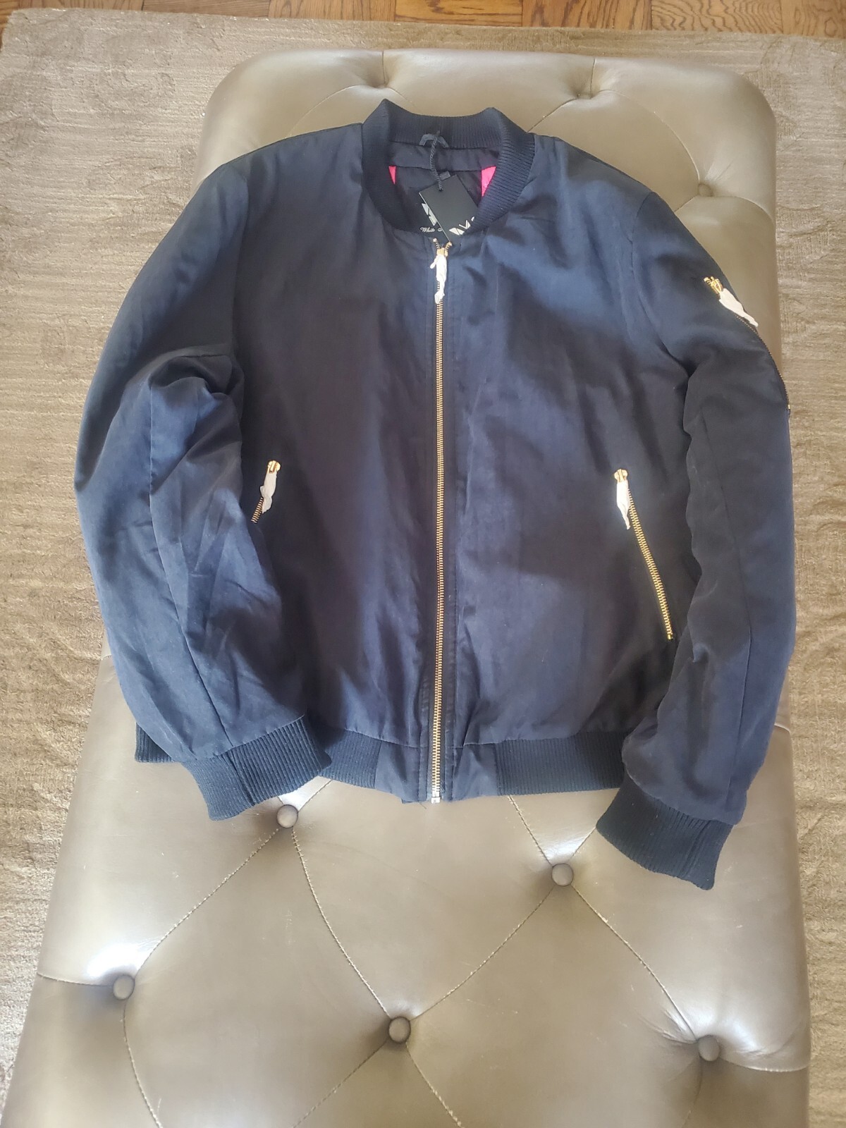 Picture 1 of 5