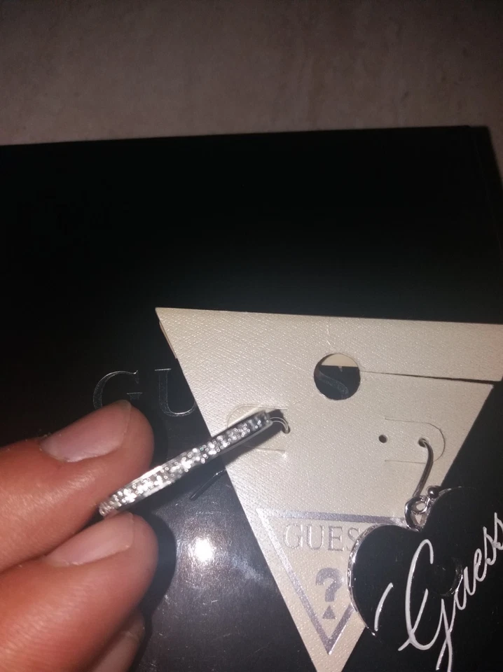 Orecchini donna GUESS cuore pendenti in acciaio Swarovski nuovi con scatola - Immagine 2 di 4