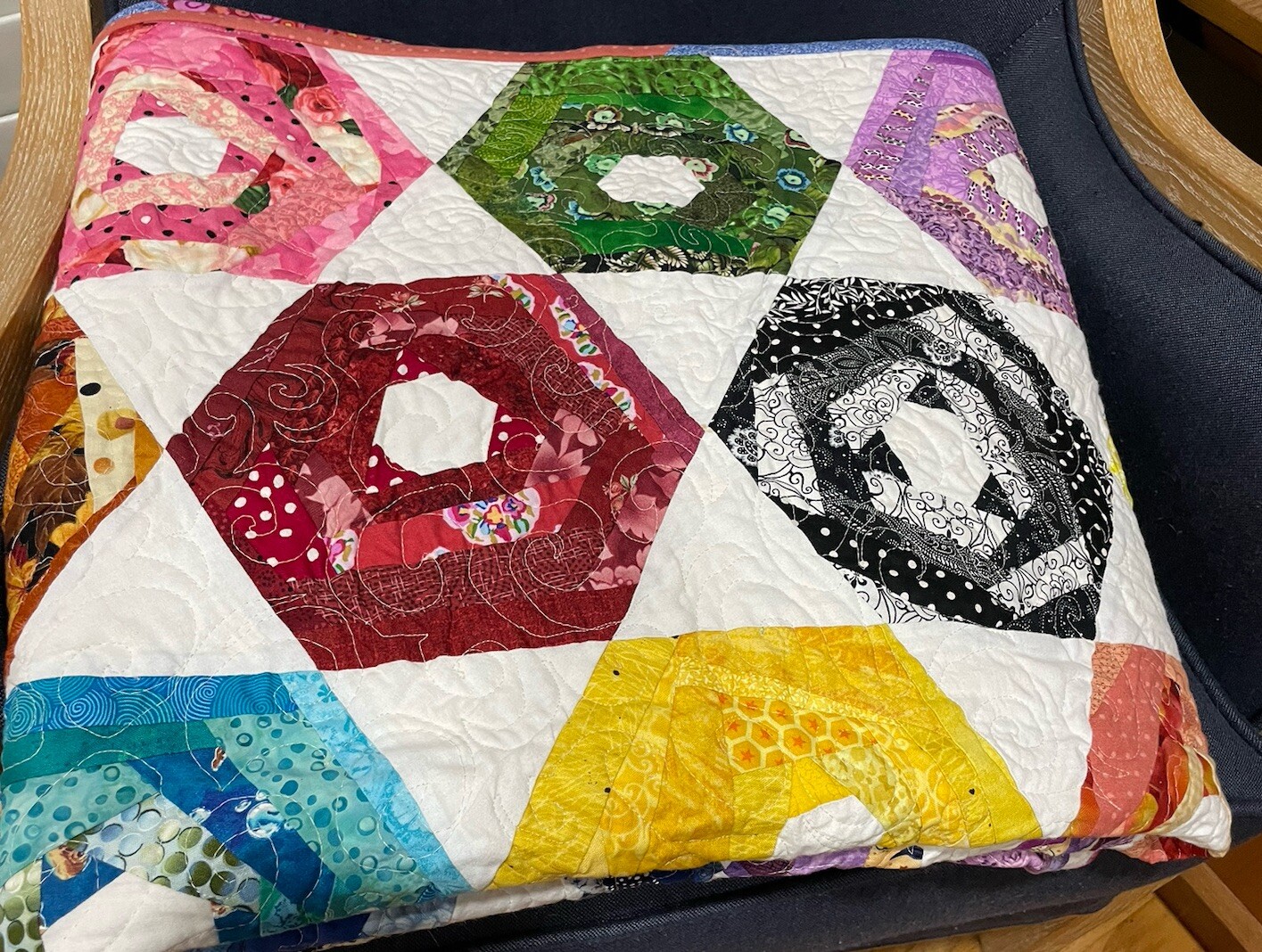 Handmade Quilt/Throw Multicolor Bright White 2-sided Hand Sewn Machine Quilted