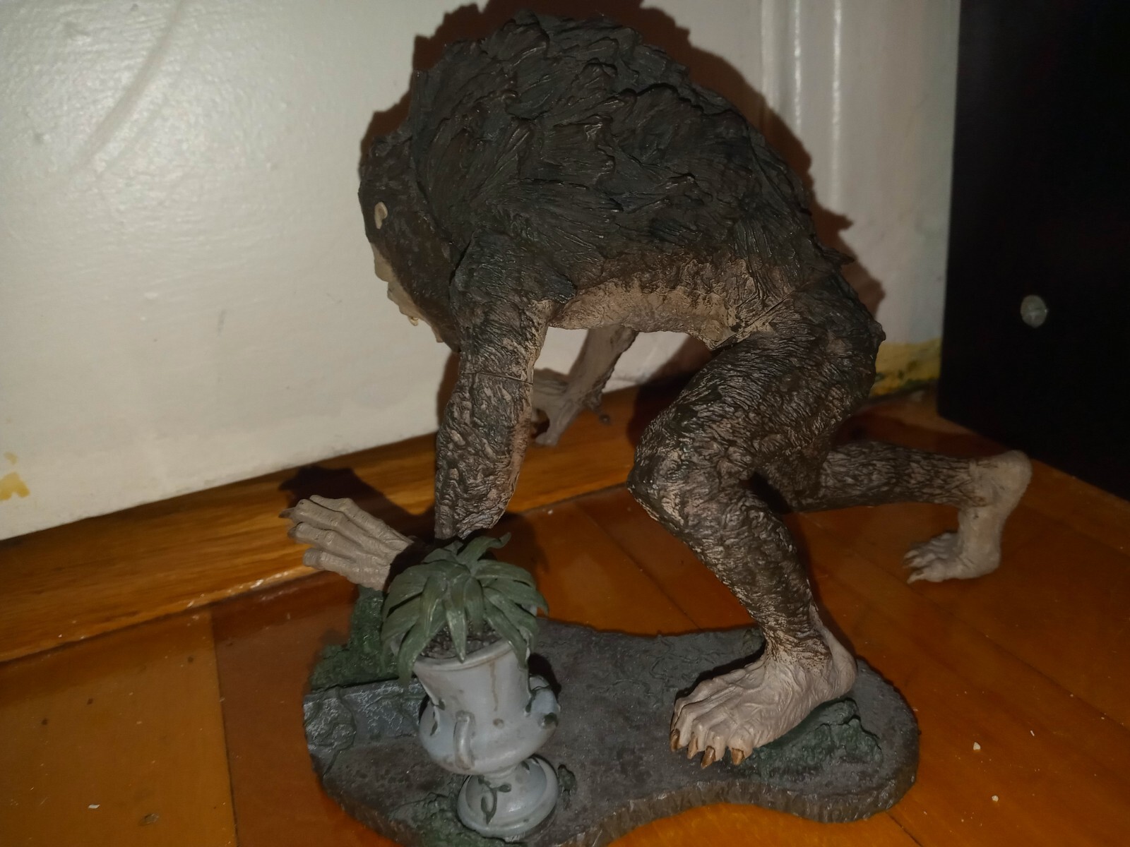 McFarlane Toys Movie Maniacs Bram Stoker's Dracula Wolf Dracula Figure 6"