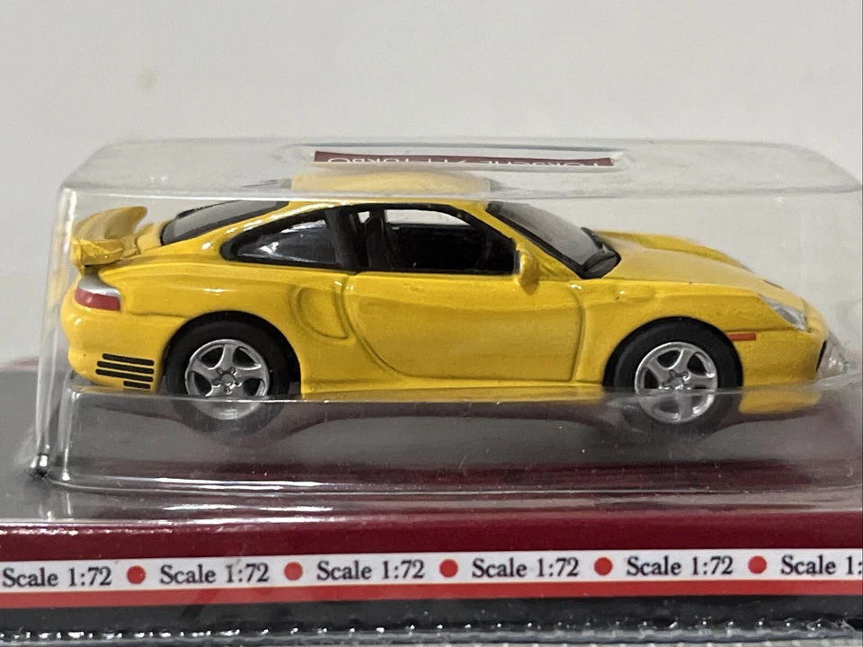 FIRMA DE CARRETERA ESCALA 1/72 - COCHE MODELO DIECAST PORSCHE 911 TURBO AMARILLO DE CARRERAS Foto 4 de 4