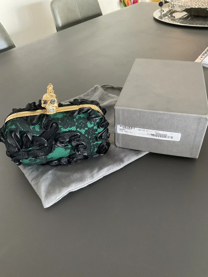 Alexander McQueen Punk Baroc Ruffle Skull Clutch Bag - Image 2 of 4