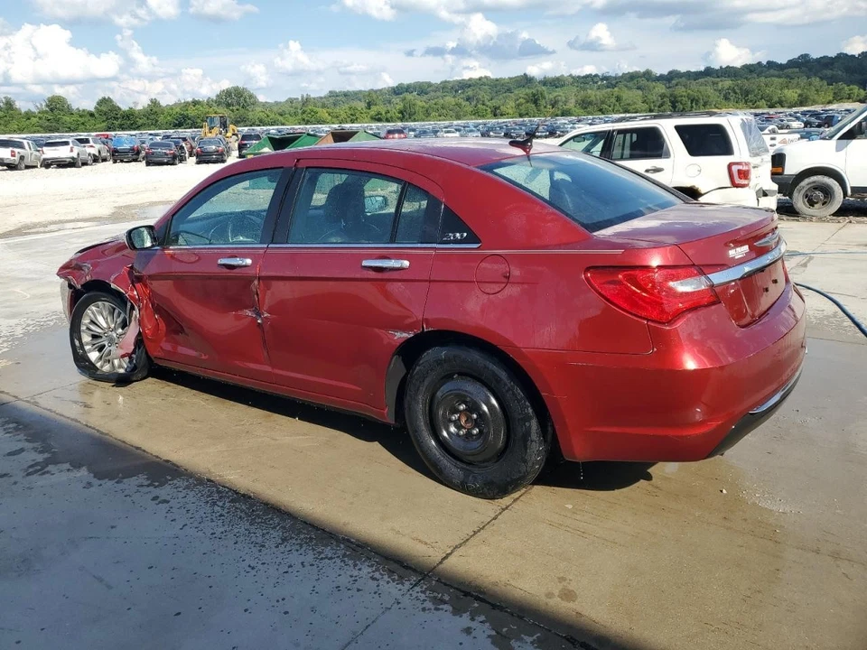 Used Front Center Interior Rear View Mirror fits: 2013 Chrysler 200 Sdn automati - Image 4 of 4