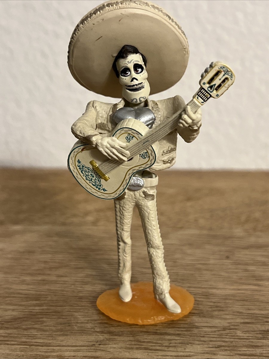 Disney Coco Ernesto De La Cruz Character 4.5” Figure Pvc Toy On