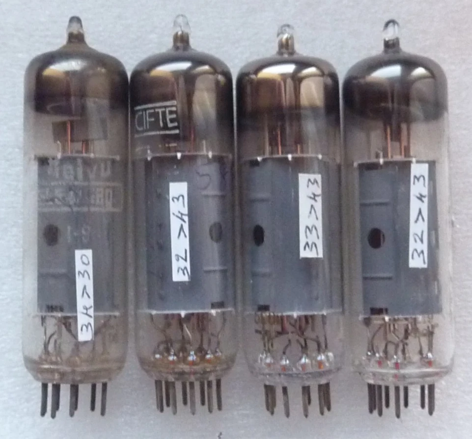 Lot de 43 lampe tube radio ampoule non testés GY802, EY86, DY85, EY802