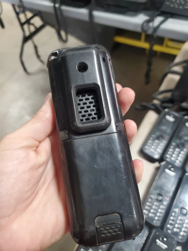 Teléfonos móviles Panasonic para oficina/tienda KX-TCA385 Foto 2 de 4