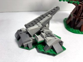 LEGO LOTR Hobbit : Attack of the Warg 79002 + Attack Lake-town 79016 No minifigs