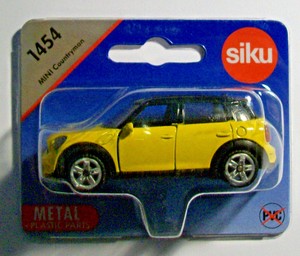 mini countryman miniature