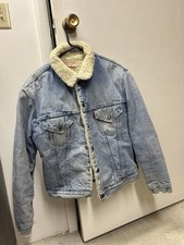 Vintage Levi's Men's Blue Trucker Jacket Size L Sherpa Lined Button Fur Trim