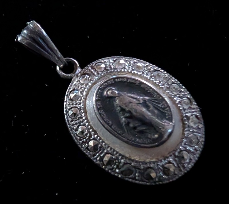 Vintage 925 Sterling Silver Madonna Virgin Mary Pendant Signed Ann Gale