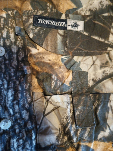 Winchester 2XL Button Down Shirt In Realtree Hardwoods Camo. Pre Owned - Picture 3 of 9