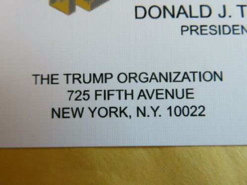 DONALD TRUMP, Biglietto da visita della sua azienda THE TRUMP ORGANIZATION-Custodia acrilica - Foto 4 di 8