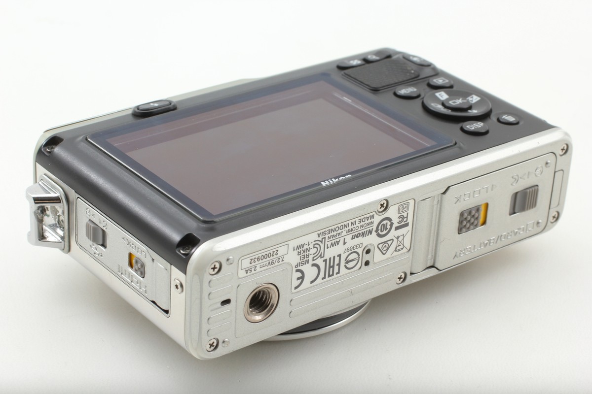 Nikon 1 AW1　シルバー Nikon 1 AW1 - 概要 | ミラーレスカメラ | ニコン