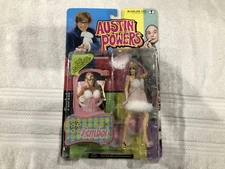 McFarlane Austin Powers C9+ MOMC Fembot "Hello Mr Powers, Care to Have Fun"