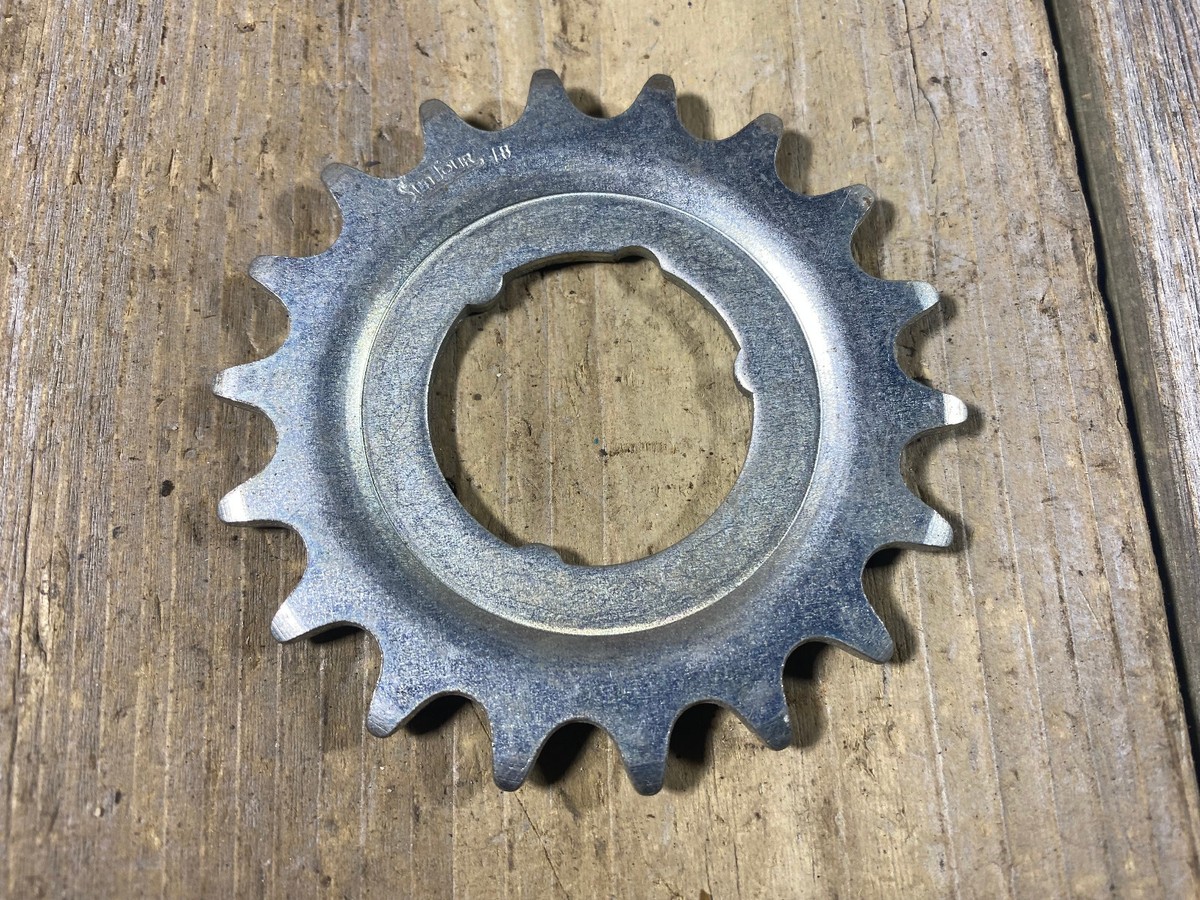 Pignon Suntour 18T Pour Roue Mag BMX Old School - Vintage Japan, NOS