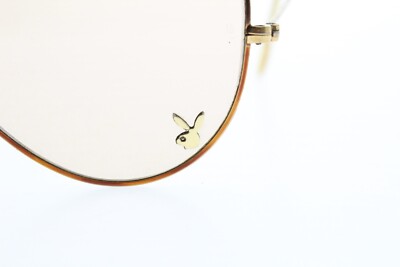 ラン VTG 90's B&L Ray Ban x PLAYBOY Outdoorsman Gold Aviator Sunglasses