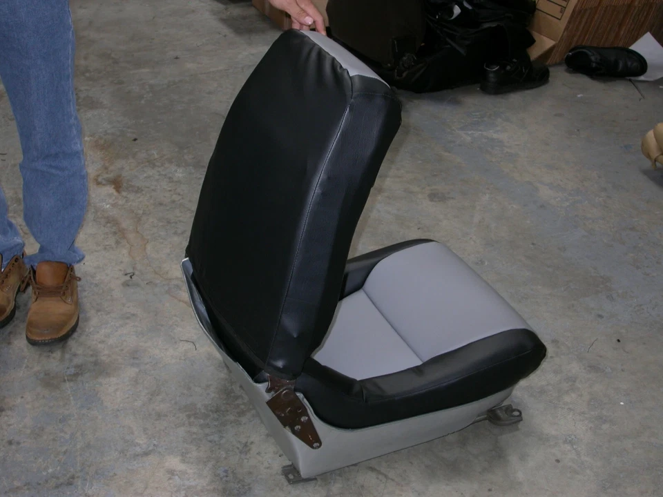 2 fundas de asiento delanteras para Chevy Corvette C3 Iggee S 1979-1983 cuero ajuste personalizado Foto 4 de 4