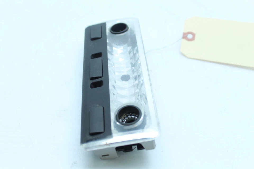 Luz domo delantera BMW 323i serie 3 99-06 F4131 Foto 4 de 4