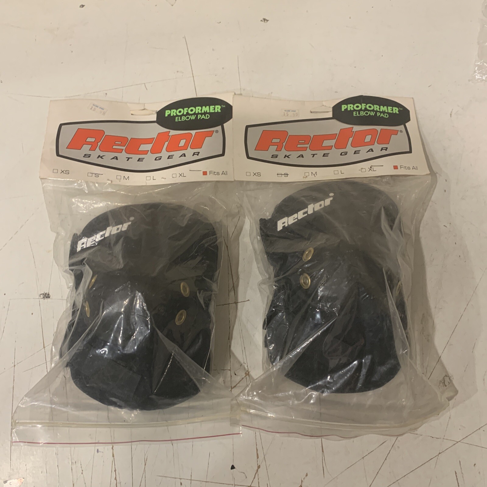 Rector 41008000 Fat Boy Elbow Pad Nylon Fabric Large Black Pack of 2