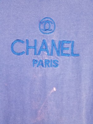 VINTAGE 90' CHANEL SINGLE STITCH COTTON T-SHIRT WOMEN'S LARGE WORN