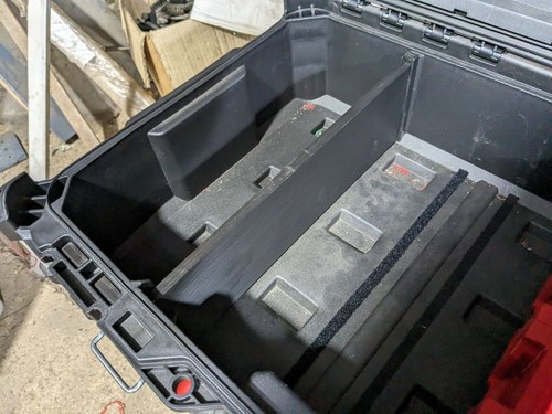 DeWalt Battery Holders 4 PACKOUT, integrated battery storage, 18V / Flex Volt - Picture 25 of 44