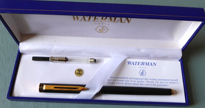 Waterman Exclusive Cartridge Fountain Pen Black Gold Trim Medium 18K-750 Nib