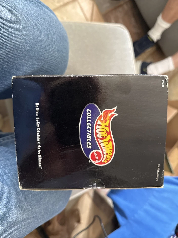 Motocicleta Harley Davidson Dyna Wide Glide 2000 Hot Wheels escala 1:10 Foto 4 de 4