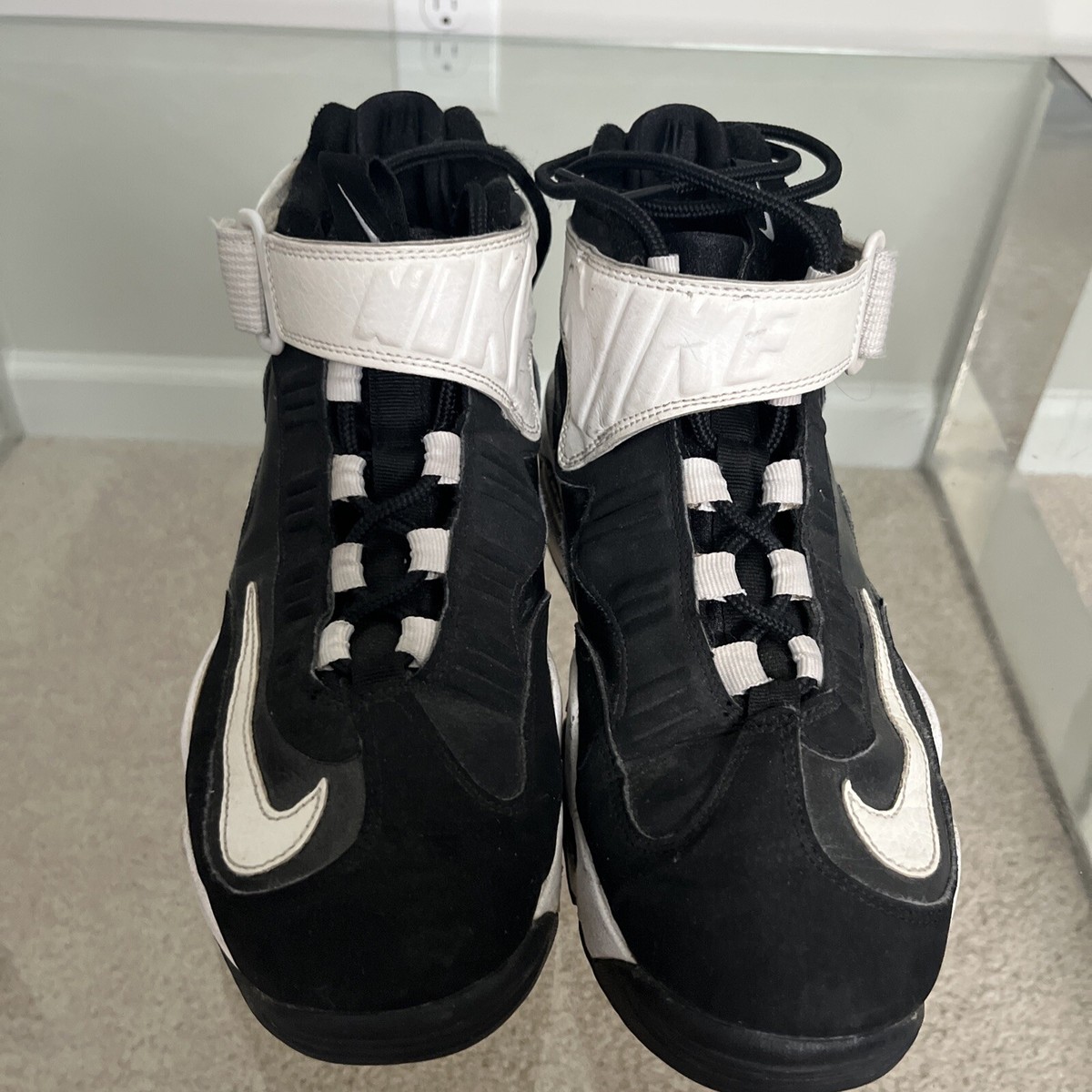 Nike Air Griffey Max 1 GS Black White Size 6Y Women 7.5