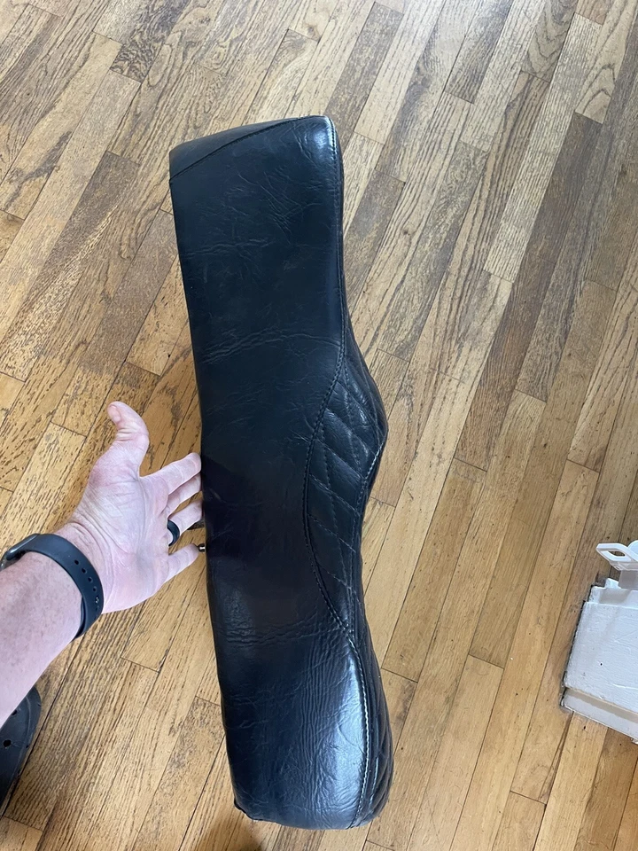 Asiento de cabezal de aire BMW R-100 Foto 3 de 4