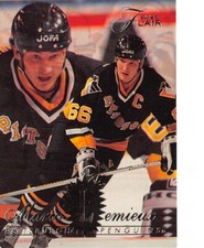 1994-95 Flair #135 Mario Lemieux  **  Pittsburgh Penguins  **