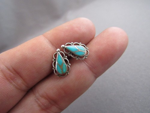 VINTAGE STERLING OLD PAWN TURQUOISE INLAY TEAR DROP STUD PIERCED EARRINGS
