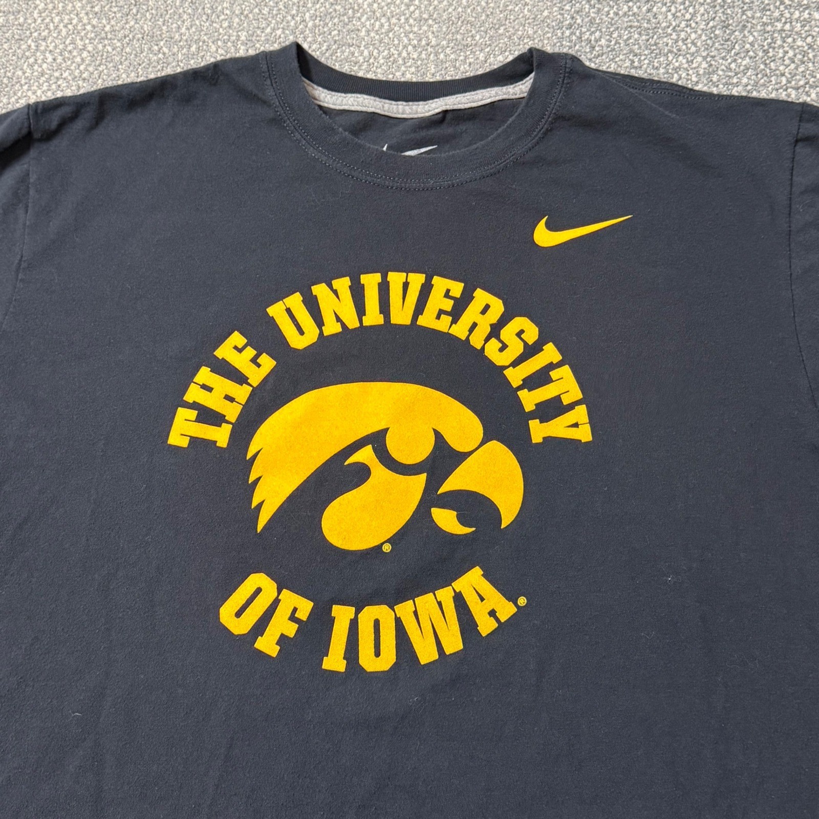 Nike University of Iowa Hawkeyes Tee Black Mens XL College A
