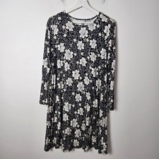 Old Navy Size M Jersey Knit Swing Dress Whimsical Black White Floral Long Sleeve