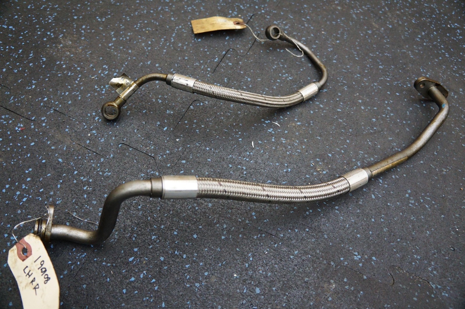 Set of 2 Rear Left Oil Hose 00052943 00054572 OEM McLaren 650S MP4-12C 12C