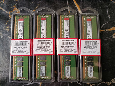 Set of  4 DIMM Modules 16 GB Kingston KSM29RD8/16HDR DDR4 2933 MHz PC4-23400