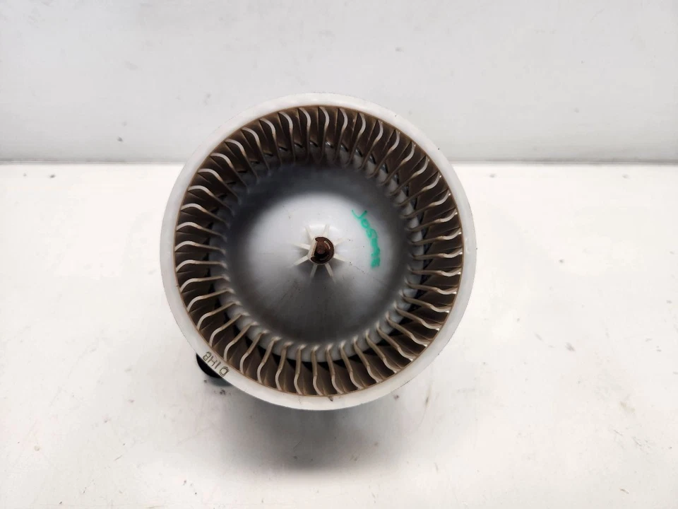 2007-10 Kia Optima EX Front Blower Motor - Image 4 of 4