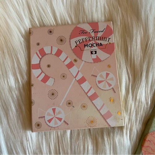 Too Faced Eggnog Latte Peppermint Mocha Holiday Eyeshadow Palette - Picture 2 of 6