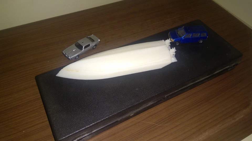 1/64 Scale Race Boat V Hull - Image 4 of 4