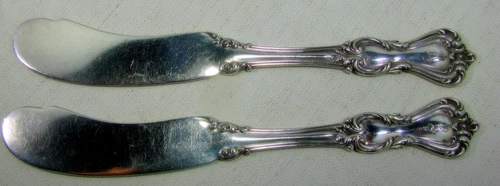Pair of Reed & Barton Sterling Marlborough FLAT BUTTER KNIFES 5 7/8" old mark