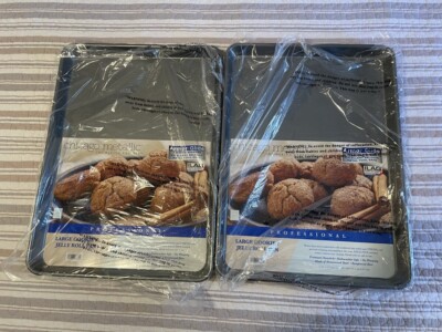 2 Chicago Metallic Professional Non-Stick Cooking/Baking Sheet 17 x12.25 ix1 in