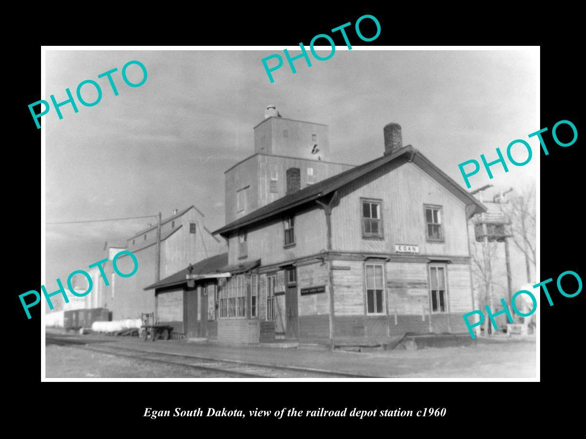 OLD POSTCARD SIZE PHOTO OF EGAN SOUTH DAKOTA RAILROAD DEPOT STATION