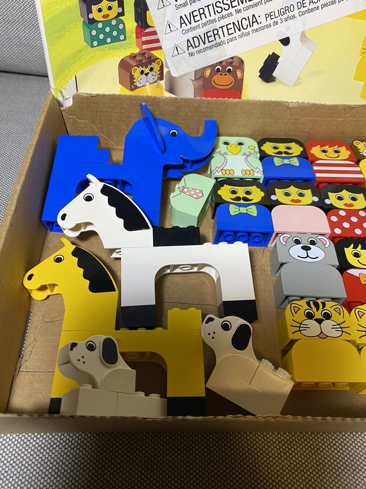 Vintage LEGO DACTA Set # 9277 Basic Figures and Animals w/ Box - Image 2 of 3