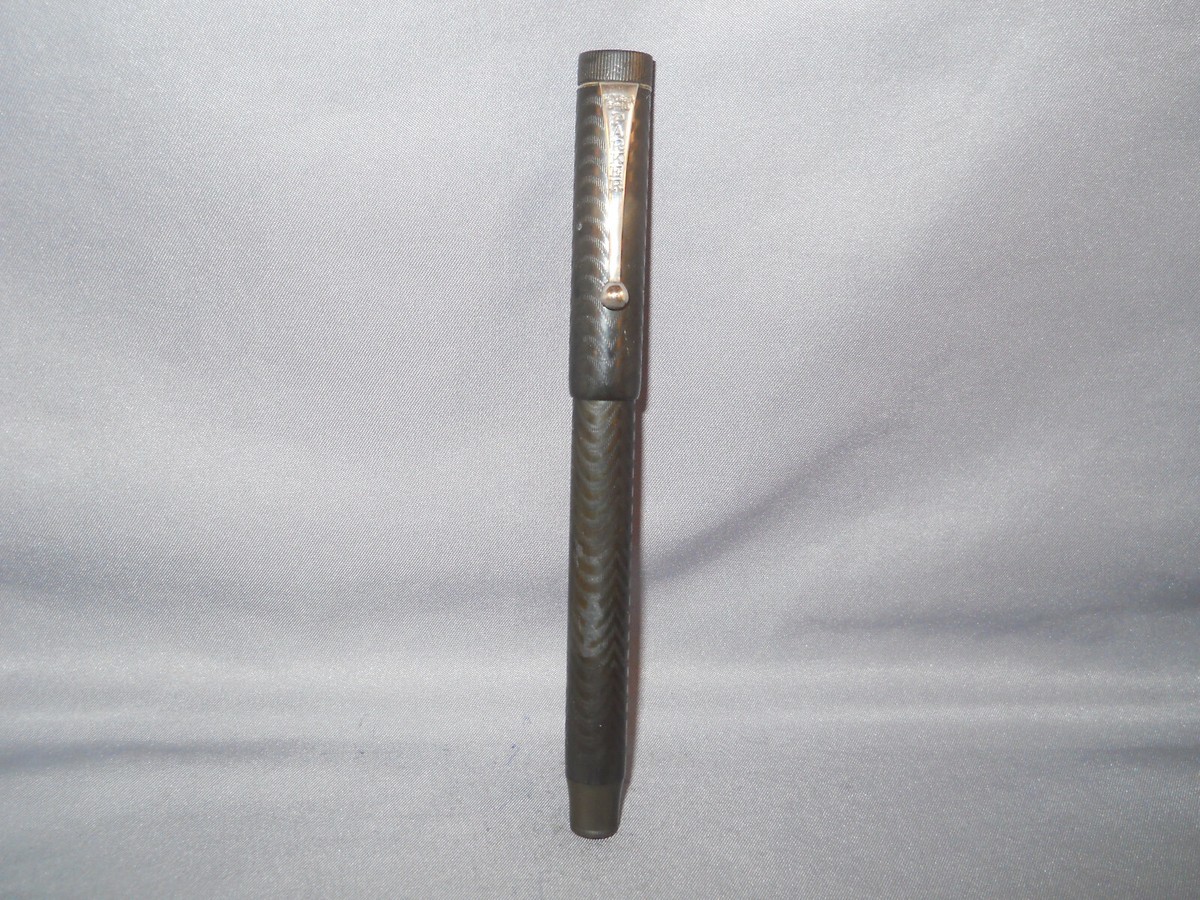 Parker Vintage 20-1/2 Lucky Curve Fountain Pen--flexible fine nib
