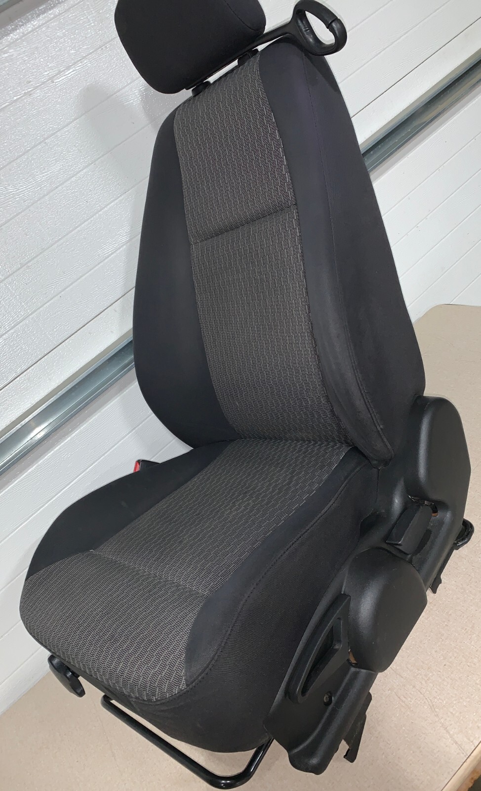 05 06 07 08 09 10 CHEVY COBALT 2 DOOR COUPE BLACK LH MANUAL FRONT