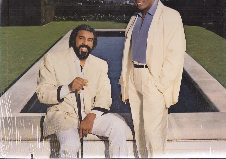 Isley Brothers – Smooth Sailin' LP - Image 2 of 4